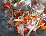 Foto langkah ke 2 dari resep Oseng Kembang Kol Kacang.