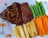 Foto langkah ke 6 dari resep #10 Beef Steak Simple Teflon.