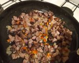 Foto del paso 5 de la receta: Empanadas con sobras de carne