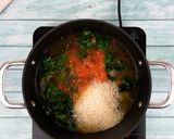 A picture of step 3 of Greek Spinach and Rice.