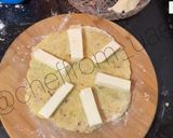 A picture of step 9 of Cheese Potato Triangles.