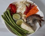 รูปขั้นตอนการทำที่ 1 ของ ส้มตำยอดมะพร้าวอ่อนกุ้งสด /Young Coconut Shoot Salad with Shrimp