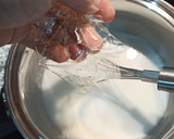Foto del paso 2 de la receta: Mousse de coco 🥣🥥