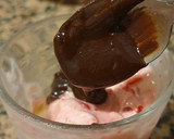 Foto del paso 3 de la receta: Helado casero de plátano y fresa