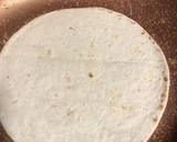 Foto del paso 3 de la receta: Mini wraps con tortilla de york y queso