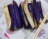 Foto langkah ke 1 dari resep Terong Sambal Belacan Madu.