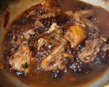 Foto langkah ke 3 dari resep Ayam kecap pedas manis simple.
