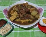Foto langkah ke 4 dari resep Rawon Campur (daging,labu siam dan tahu).