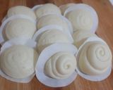 Foto langkah ke 4 dari resep Steamed Bao s/d Mantou goreng w/ susu kental manis.