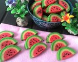 Foto langkah ke 5 dari resep Watermelon Cookies no mixer.