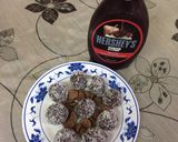 A picture of step 1 of # chocos coconut balls.