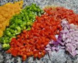 Foto del paso 2 de la receta: Salsa Criolla para carnes