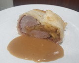 Foto del paso 6 de la receta: Hojaldre relleno de solomillo de cerdo, jamón serrano y manzana
