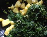 A picture of step 3 of Dry Aloo Methi.