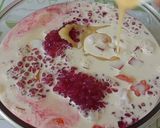 Foto langkah ke 2 dari resep Es Jelly Sirup.