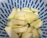 Hình bước làm 1 của món Su Hào Ngâm Nước Mắm