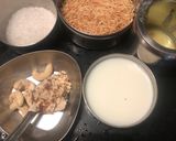 A picture of step 1 of Shevya kheer.