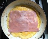 Foto del paso 2 de la receta: OMELETTE DE JAMÓN Y QUESO 🥚🧀