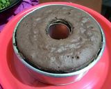 Foto langkah ke 4 dari resep Kue ulang tahun brownies kukus lapis coklat leleh irit bahan.