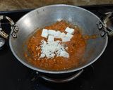 A picture of step 4 of Paneer Lababdar.