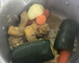 Foto del paso 6 de la receta: Couscous con verduras y muslitos de pollo