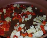 Foto del paso 1 de la receta: Salteado de pollo y vegetales