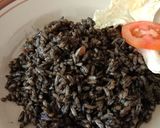 Foto langkah ke 3 dari resep Nasi Goreng Hitam.