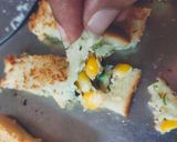 A picture of step 5 of Cheesy Minty Garlic Bread.