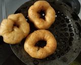 મેંદુવડા (Meduvada Recipe In Gujarati) રેસીપી સ્ટેપ4ફોટો