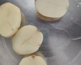 A picture of step 1 of Dalia cutlet.