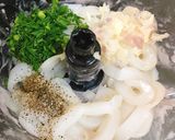 Hình bước làm 1 của món Chả Mực Thì Là
