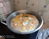 Foto langkah ke 3 dari resep Kolak pisang labu kuning.
