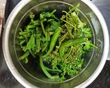 A picture of step 2 of Punjabi Palak Paneer.