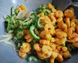 A picture of step 2 of Bitter Gourd and Prawn.