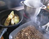 A picture of step 2 of Sig's Fillet of pork with creamed cheese and onion sauce.