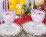 Foto del paso 2 de la receta: Smoothie de fresas y frutos del momento