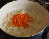 Foto del paso 1 de la receta: Repollo rehogado con jamón