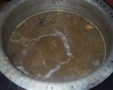 A picture of step 1 of Chicken pulao.
