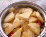 Hình bước làm 2 của món Bông bí luộc, cá basa kho thơm