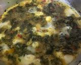 Foto del paso 2 de la receta: Tortilla de acelga de tres huevos y queso