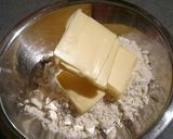 Foto langkah ke 4 dari resep Crumble aux pommes (crumble apel).