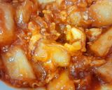 Hình bước làm 2 của món Tokbokki dễ làm cho bé