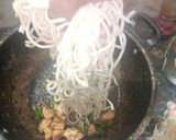 A picture of step 3 of Chicken 🐔 Chowmein🍜.