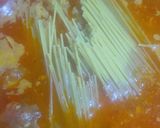 Foto del paso 4 de la receta: Tallarines con estofado de pollo deshebrado y zanahoria