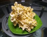 Foto langkah ke 4 dari resep Popcorn Caramel.