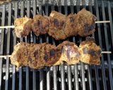 Une image de l'étape 4 de Brochettes de Kebab et Crudités.