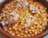 Foto del paso 7 de la receta: Garbanzos con peus de porc y senderuelas