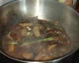 Foto langkah ke 5 dari resep Semur lidah sapi dan kentang.