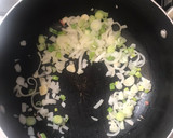 Foto del paso 1 de la receta: Empanadas de carne con arroz (andinas)