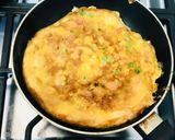 Foto del paso 5 de la receta: Omelette de Verduras, Queso, Jamón y Vienesas